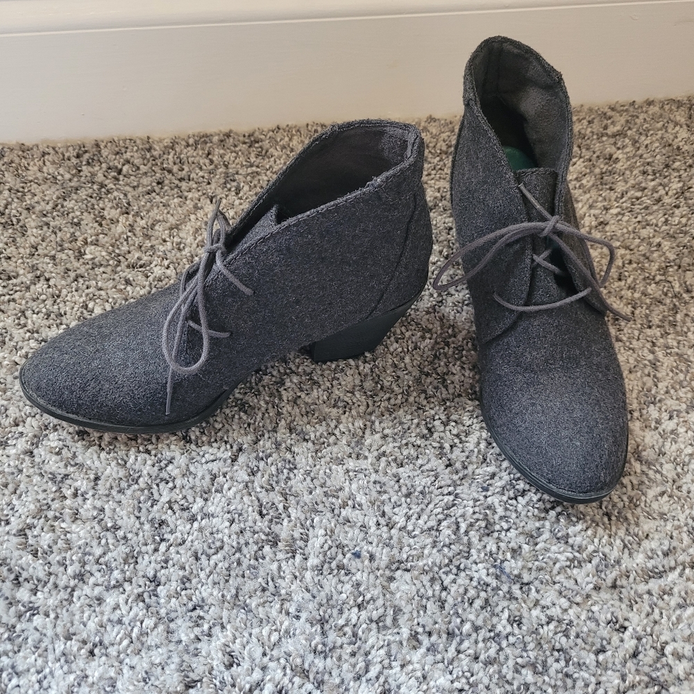 Blowfish Gray Heeled Lace Up Boots